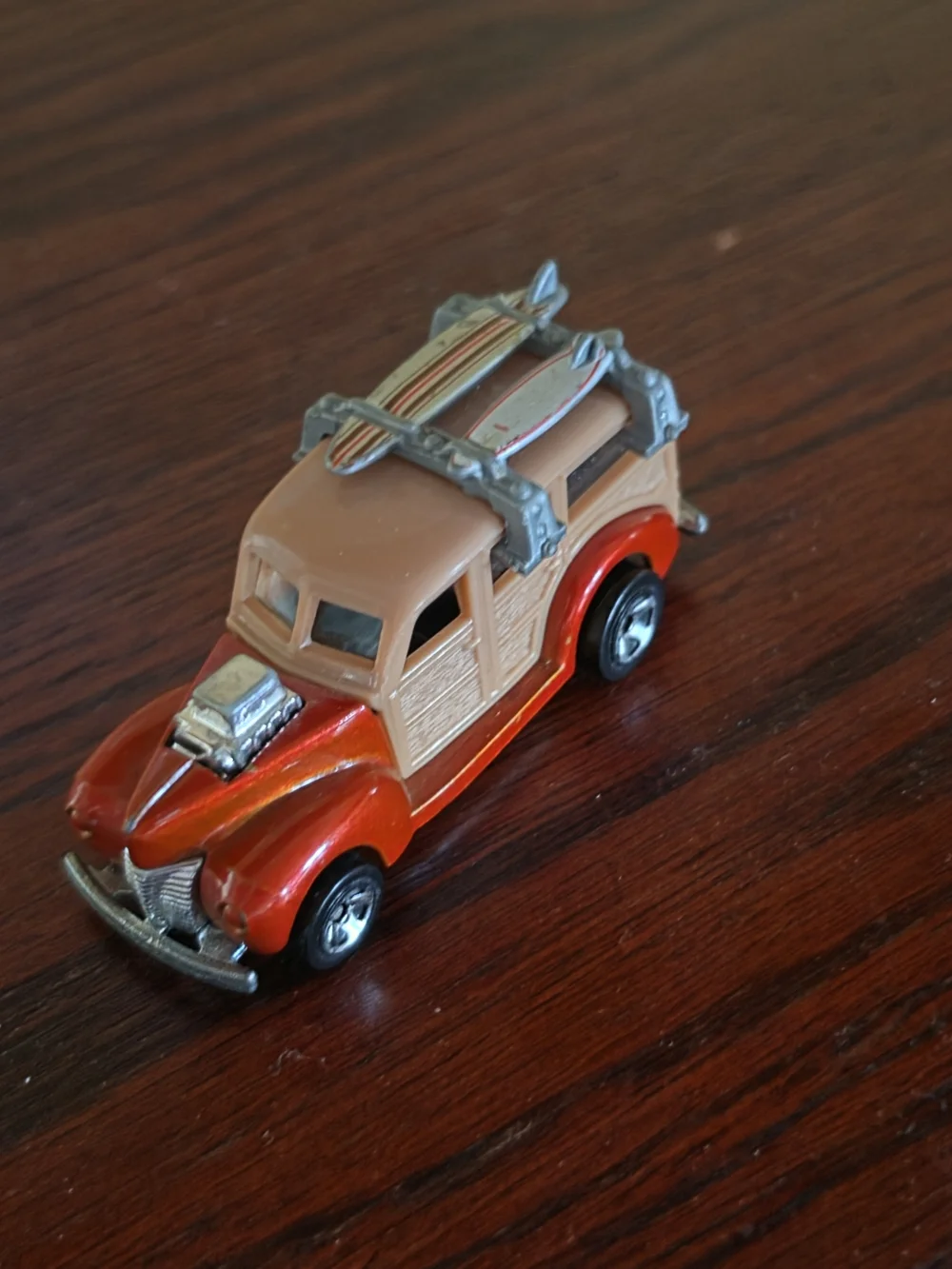 1940 Ford Woodie. Hot Wheels. Woody Wagon with Surfboards - Orange & Tan
